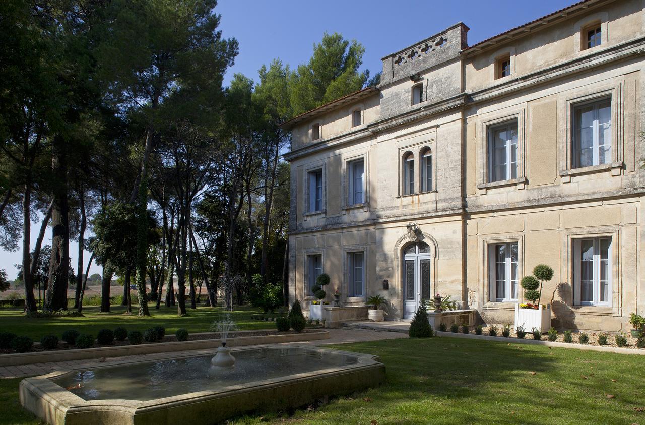 圣考龙比住宿加早餐旅馆 Saint-Geniès-des-Mourgues 外观 照片
